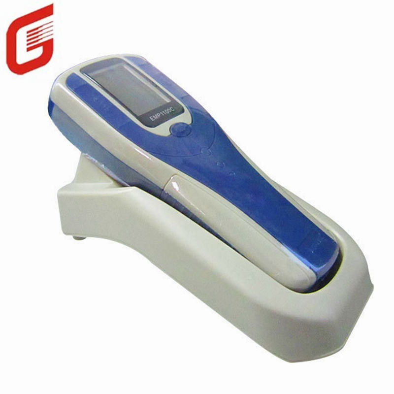 Contagliatore di schede in PVC con IUSB Pro